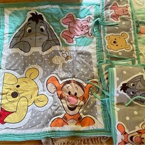 Disney Winnie the Pooh quilt and bumpers crib set